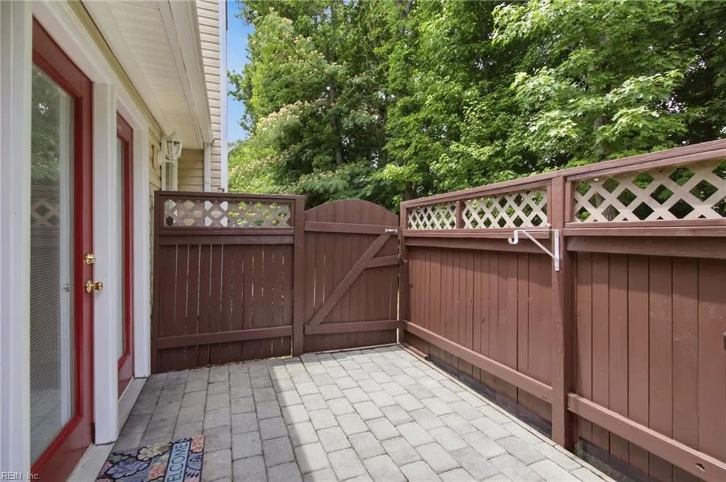 713 Oak Mill LN, NEWPORTNEWS VA 23602 thumb 6