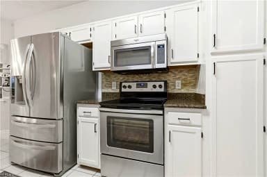 527 Windward DR, CHESAPEAKE VA 23320 thumb 12