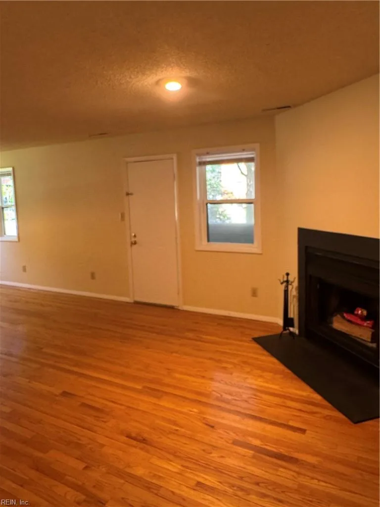 900 Colley AVE #1, NORFOLK VA 23507 thumb 8