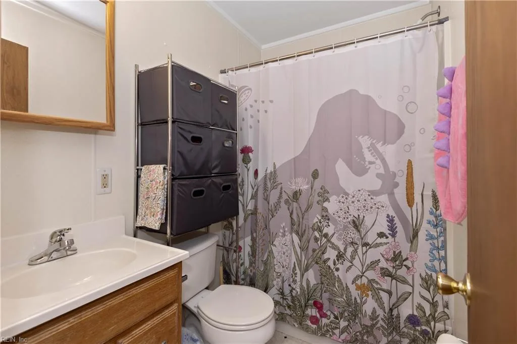 1659 Holly DR, GLOUCESTERPOINT VA 23062 thumb 12
