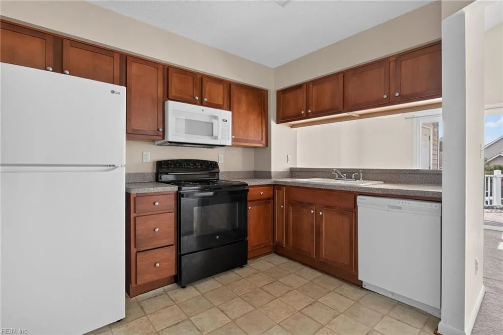 2506 Cove Point PL, VIRGINIABEACH VA 23454 thumb 7
