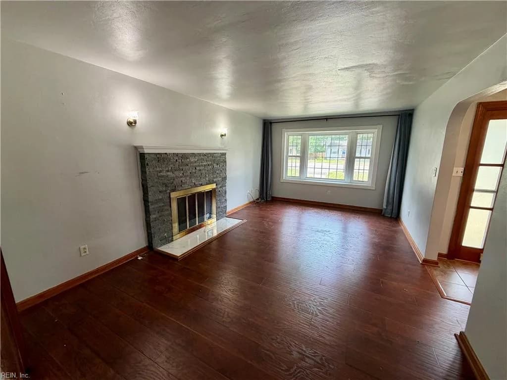 1452 E Pembroke AVE, HAMPTON VA 23663 thumb 8
