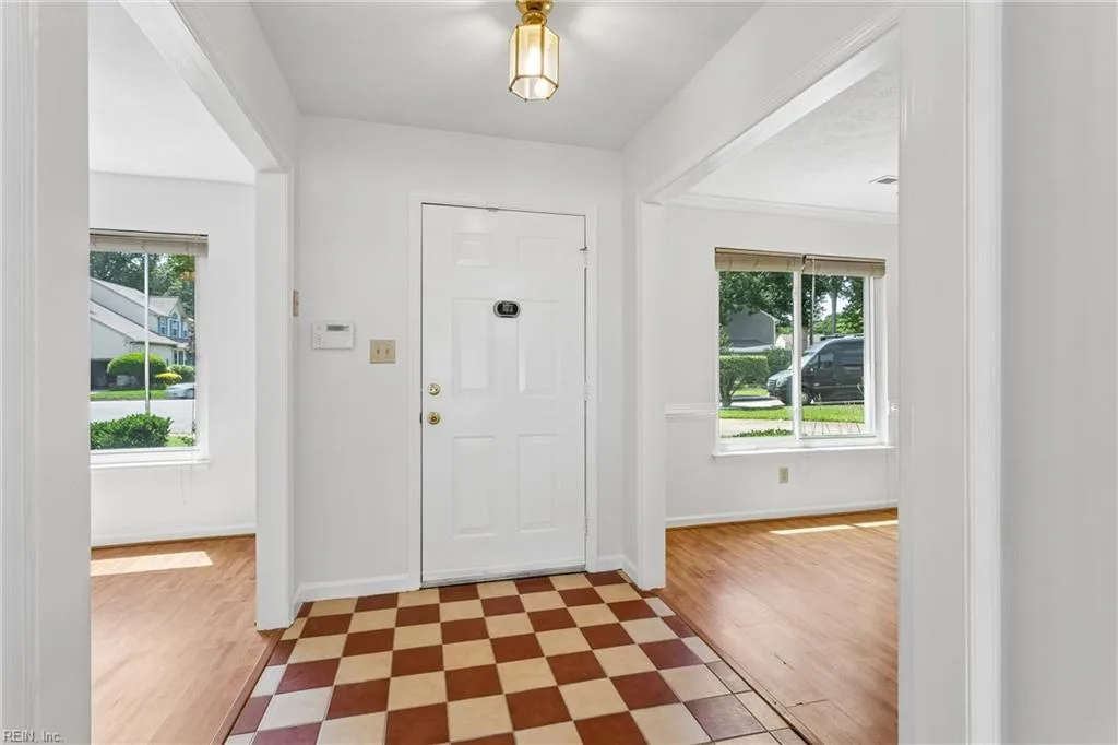106 Holloway DR, HAMPTON VA 23666 thumb 8