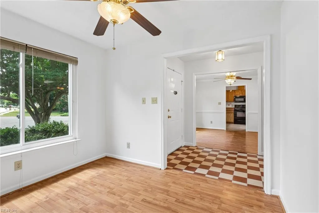 106 Holloway DR, HAMPTON VA 23666 thumb 10