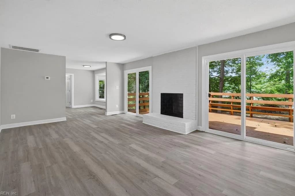 112 W Rexford DR, NEWPORTNEWS VA 23608 thumb 11