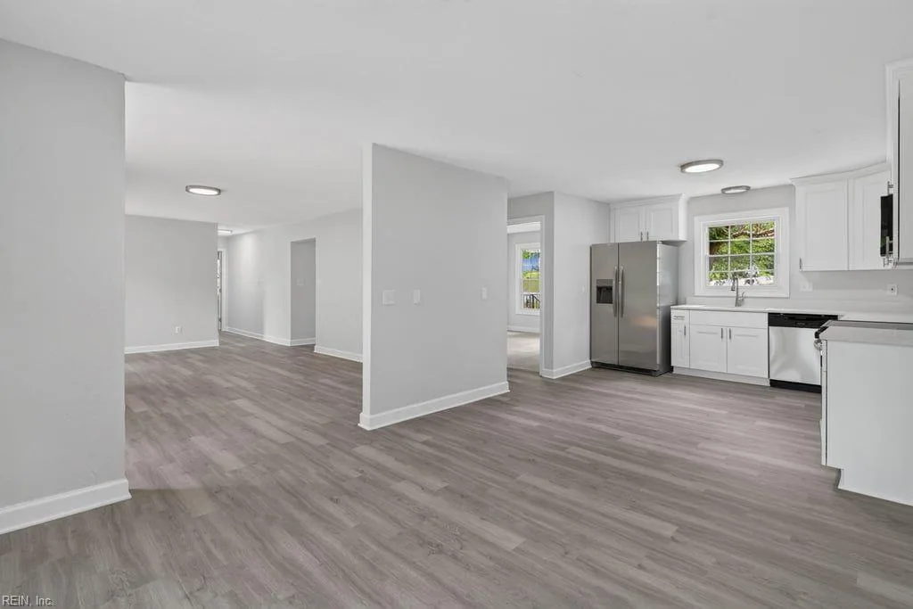 112 W Rexford DR, NEWPORTNEWS VA 23608 thumb 10