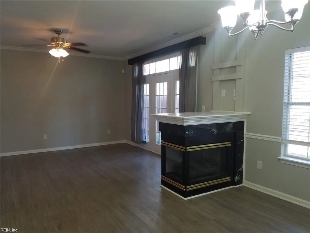 821 Lake CIR S, CHESAPEAKE VA 23322 thumb 11
