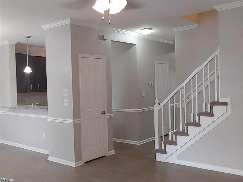 821 Lake CIR S, CHESAPEAKE VA 23322 thumb 9