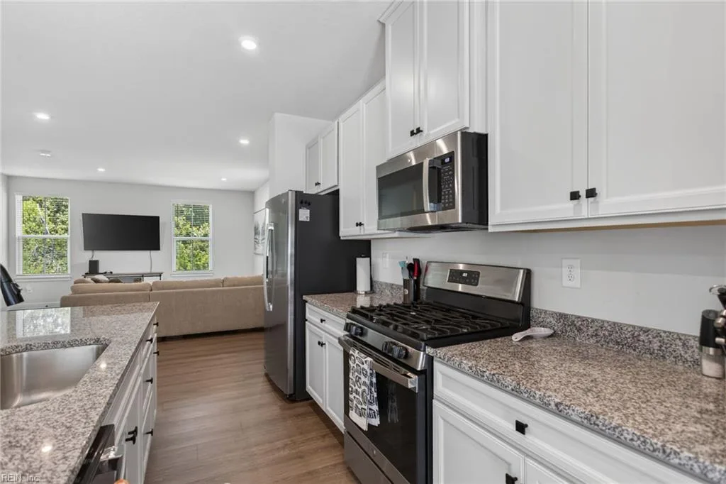 910 Marston ST, SUFFOLK VA 23435 thumb 6