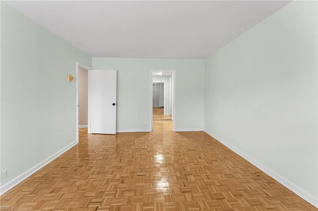 7320 Glenroie AVE #2G, NORFOLK VA 23505 thumb 7