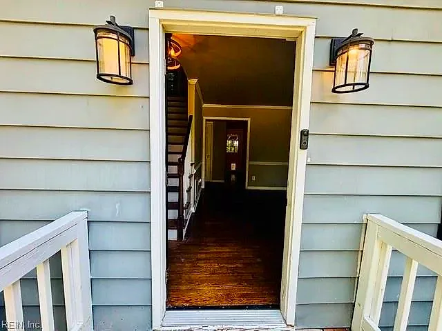 866 Lucas Creek RD, NEWPORTNEWS VA 23608 - Photo 3