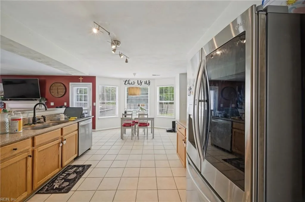 108 Montrose DR, HAMPTON VA 23666 thumb 12