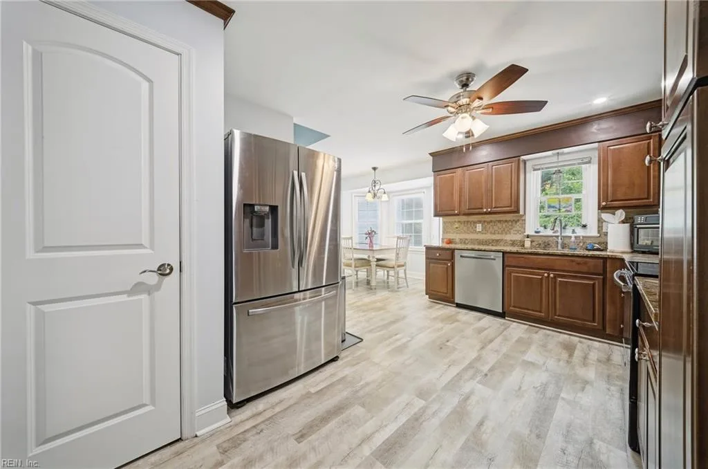 1345 Oak Ridge DR, CHESAPEAKE VA 23322 thumb 10