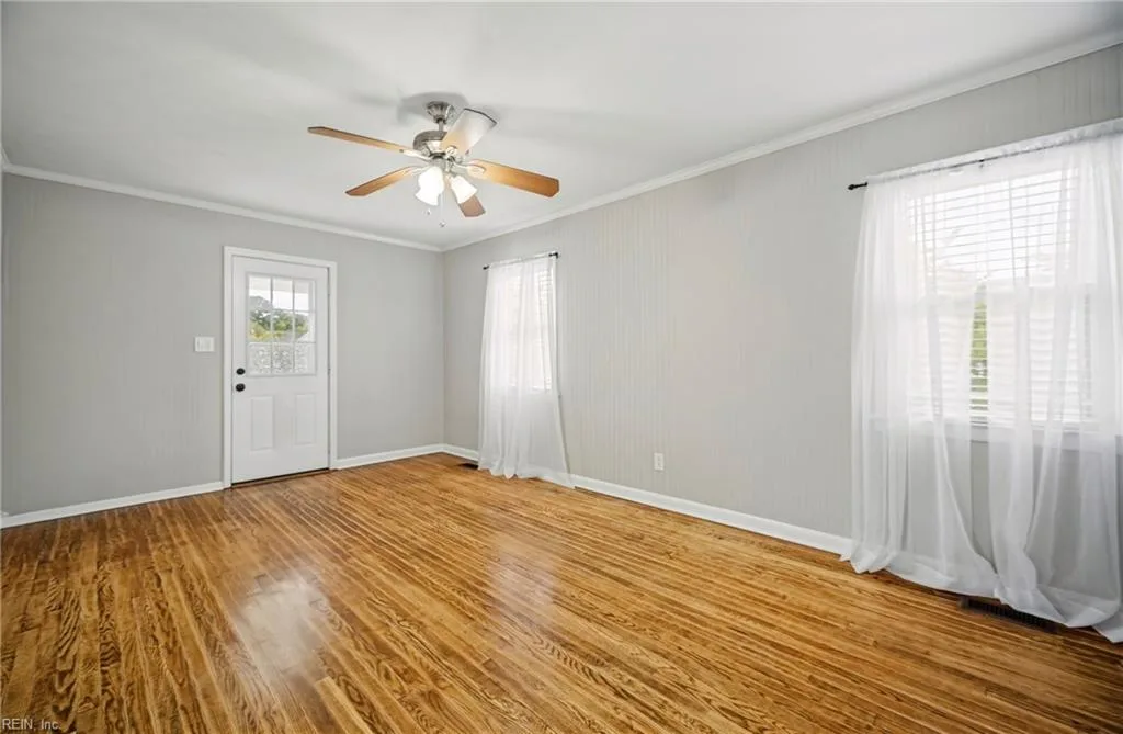 539 Austin ST, NORFOLK VA 23503 thumb 8