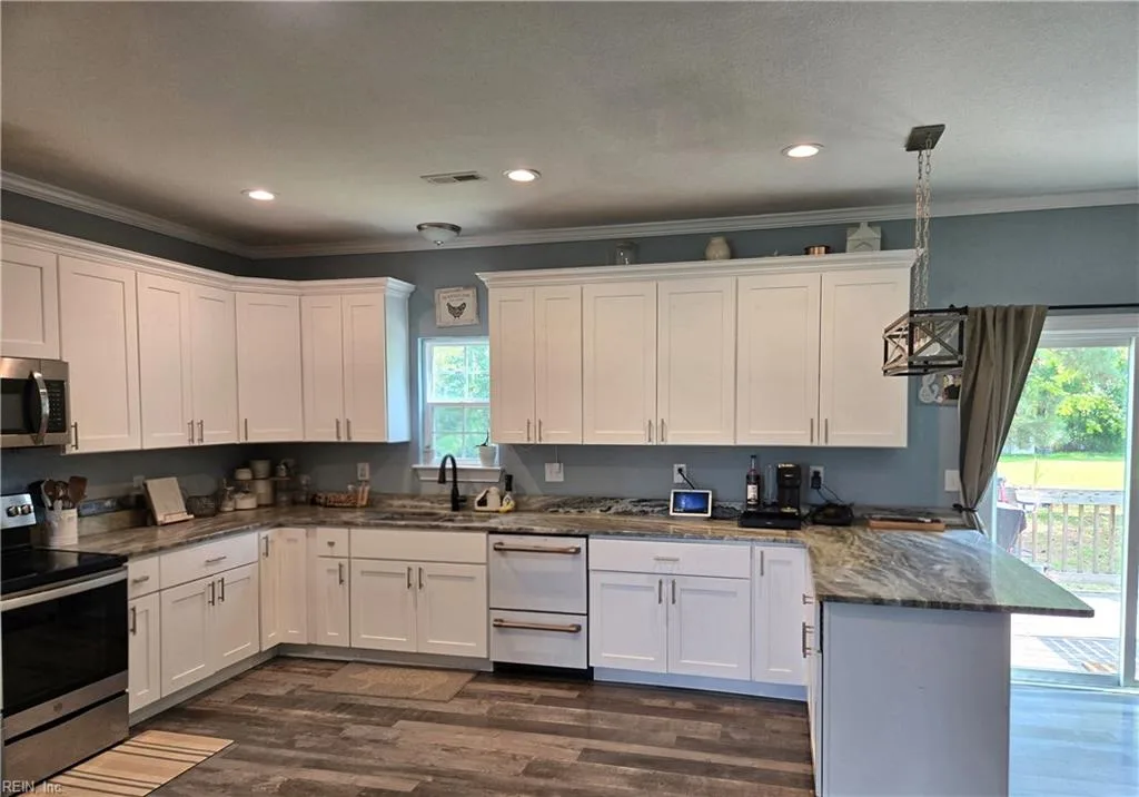 2716 Gilmerton RD, CHESAPEAKE VA 23323 thumb 8