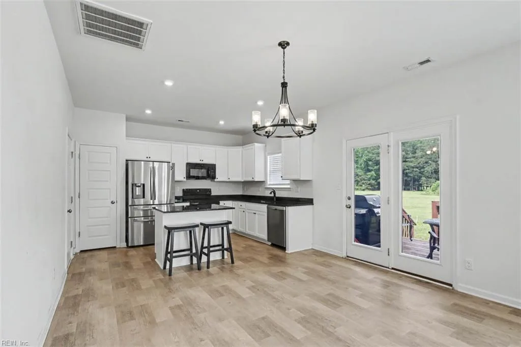 106 Meadows Landing LN, SUFFOLK VA 23434 thumb 12