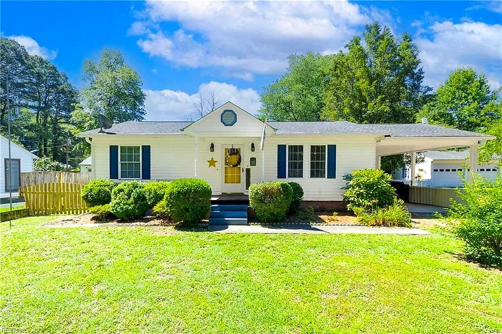 401 Sanders Landing RD, NORTH VA 23128 - Main photo