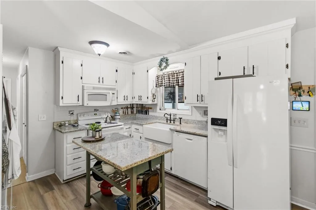 401 Sanders Landing RD, NORTH VA 23128 thumb 12