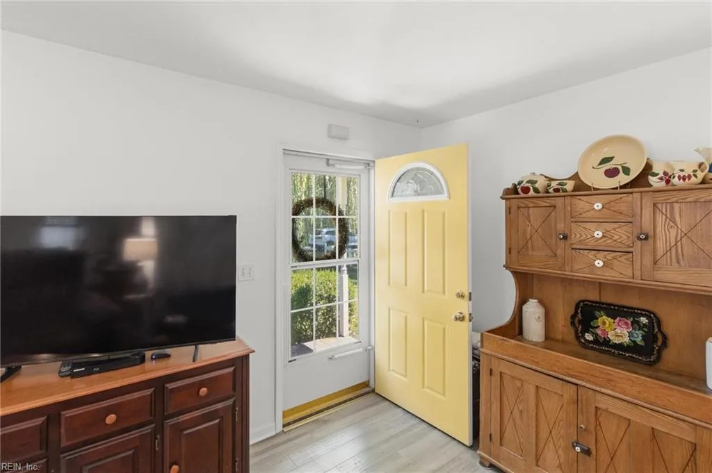 401 Sanders Landing RD, NORTH VA 23128 thumb 6
