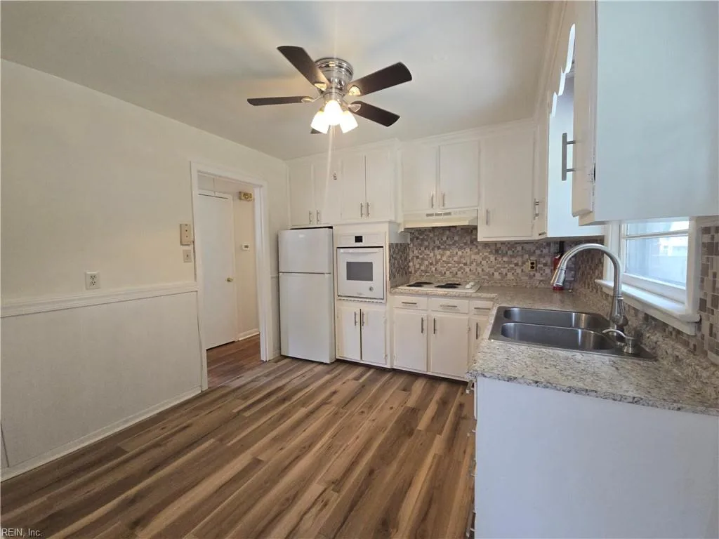 100 Prince James DR, HAMPTON VA 23669 thumb 11