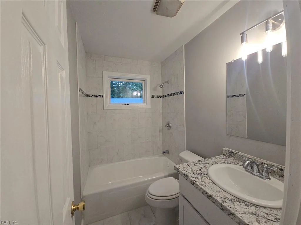 100 Prince James DR, HAMPTON VA 23669 thumb 12