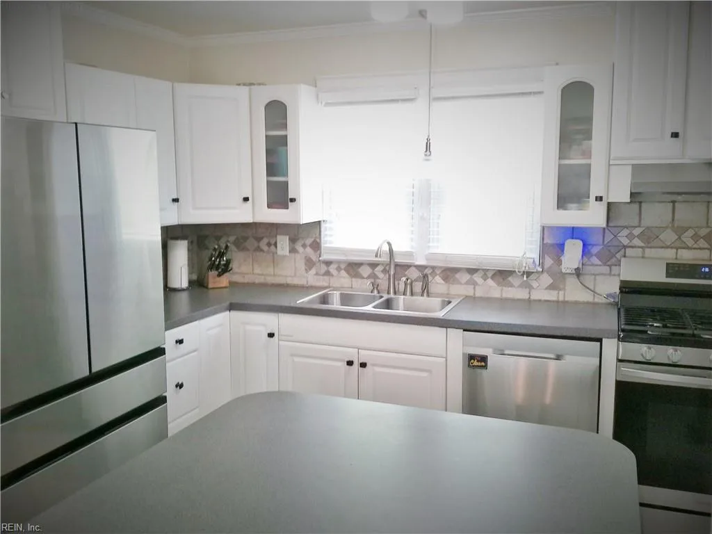 146 Harrington RD, NEWPORTNEWS VA 23602 thumb 9