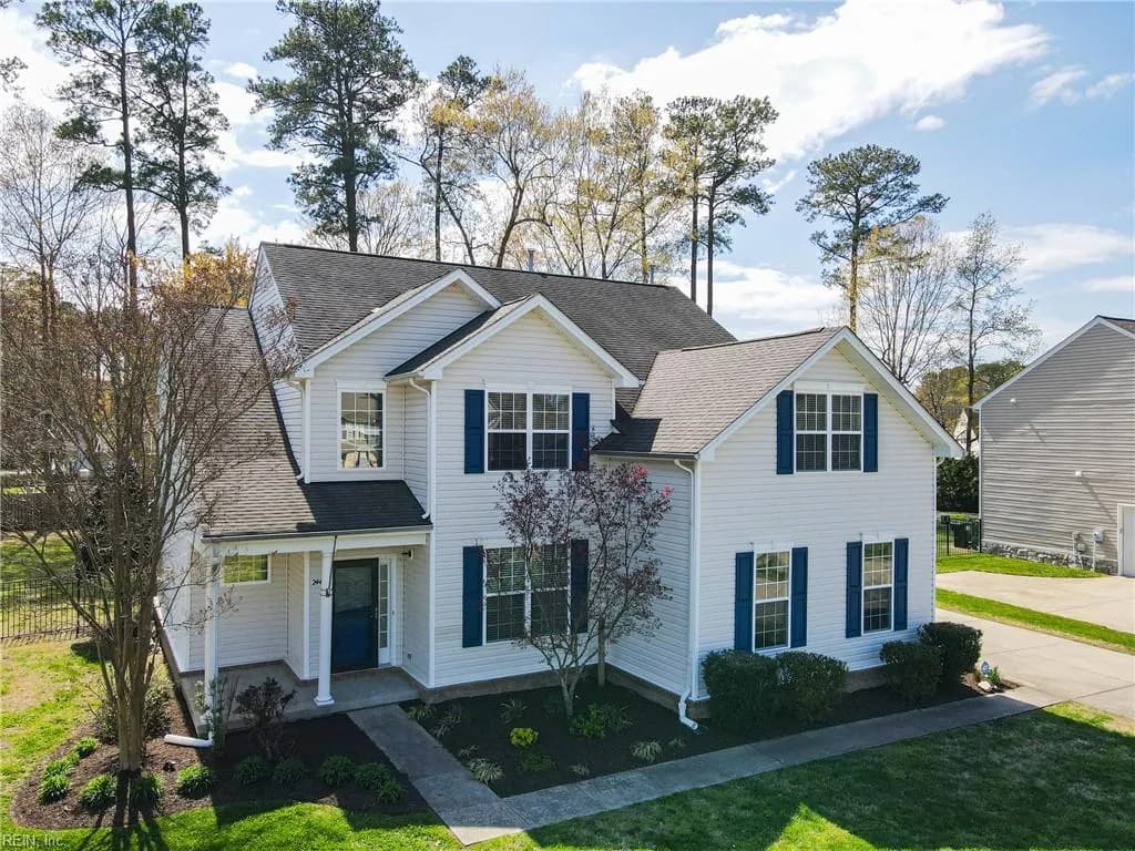244 Grandville ARCH, SMITHFIELD VA 23430 - Photo 2