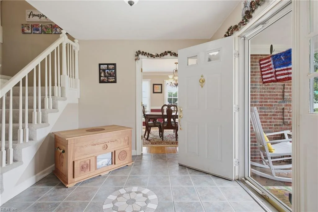 1 N Point DR, PORTSMOUTH VA 23703 thumb 7