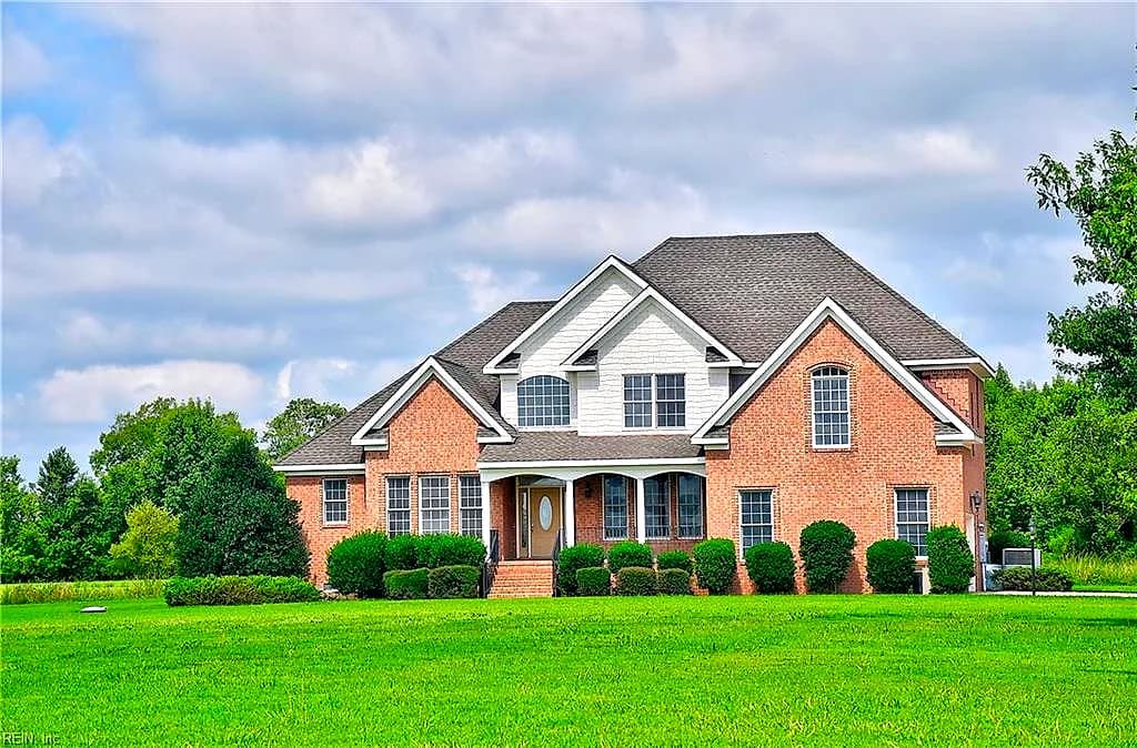 1904 Long Ridge RD, CHESAPEAKE VA 23322 - Main photo