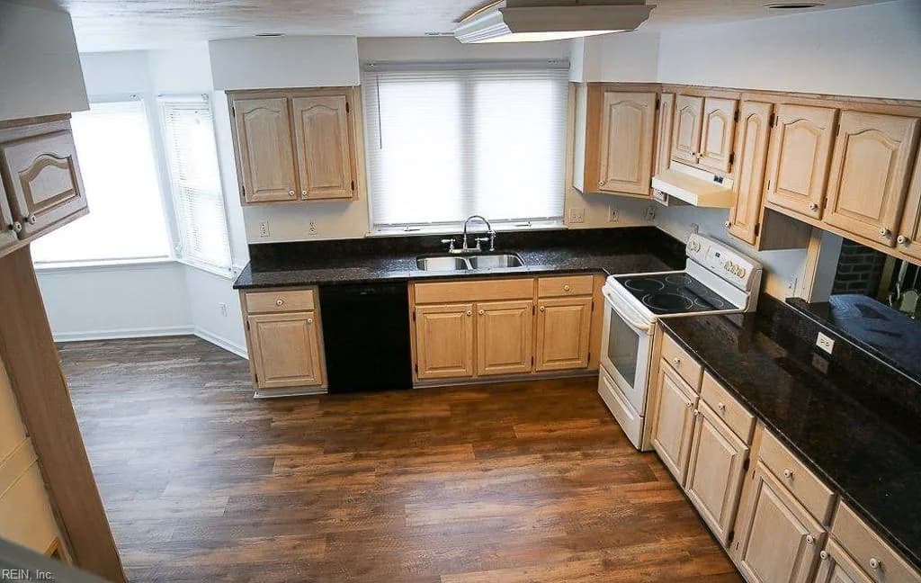 756 Yorkshire TRL, CHESAPEAKE VA 23322 thumb 11