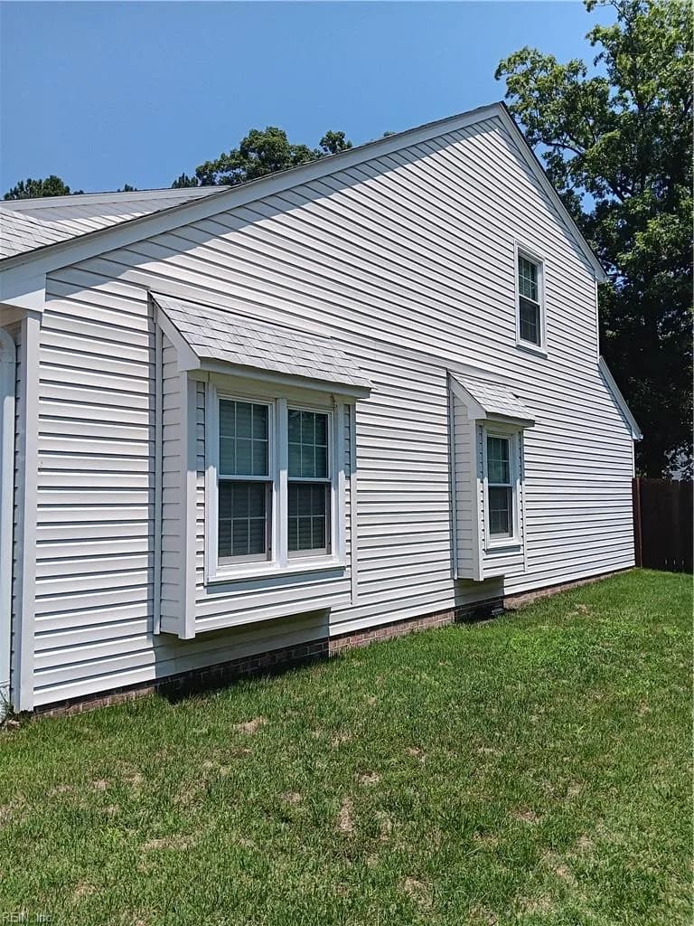 211 Crestwood CT, YORKTOWN VA 23692 thumb 12