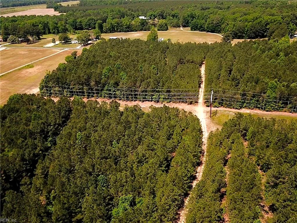 145AC Moore's Ferry RD, EMPORIA VA 23847 - Photo 5