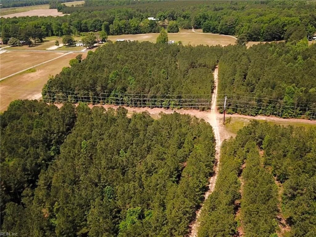 145AC Moore's Ferry RD, EMPORIA VA 23847 - Photo 5