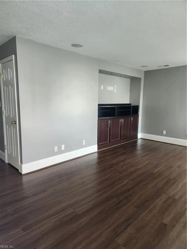 547 Leonard RD, NORFOLK VA 23505 thumb 7