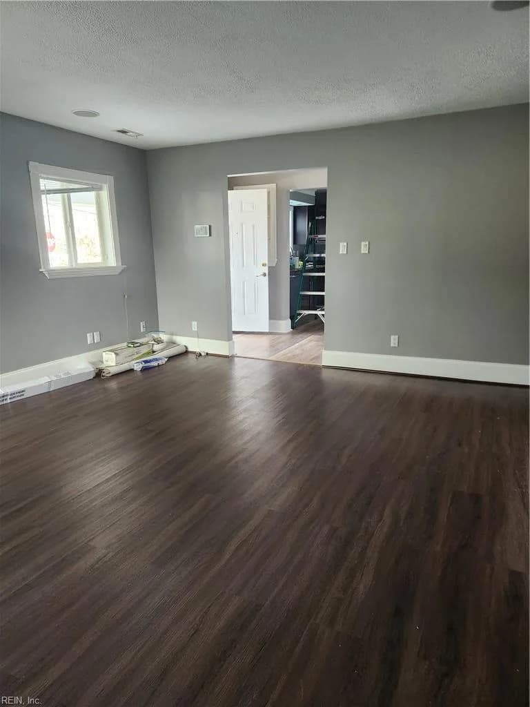 547 Leonard RD, NORFOLK VA 23505 thumb 8