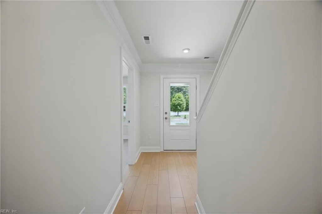 10 Bracewell LN, YORKTOWN VA 23692 thumb 8