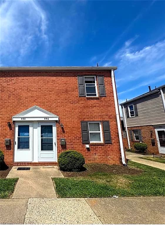 446 Britnie CT, NEWPORT NEWS VA 23602 - Main photo