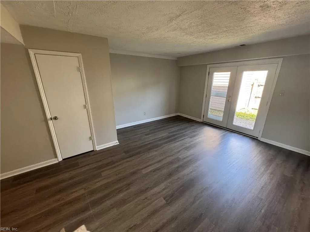 446 Britnie CT, NEWPORTNEWS VA 23602 thumb 7