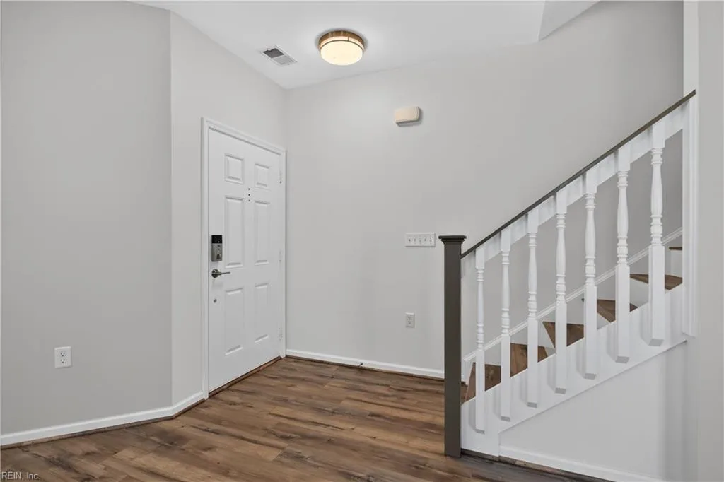 4469 Duffy DR, VIRGINIA BEACH VA 23462 - Photo 3