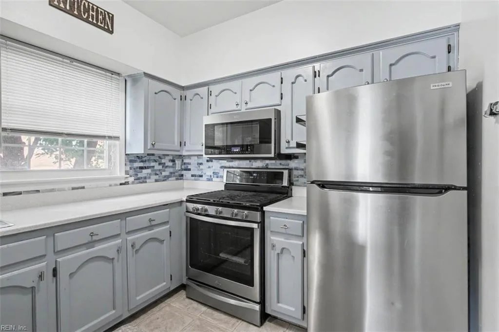 600 Guy LN, NEWPORTNEWS VA 23602 thumb 11