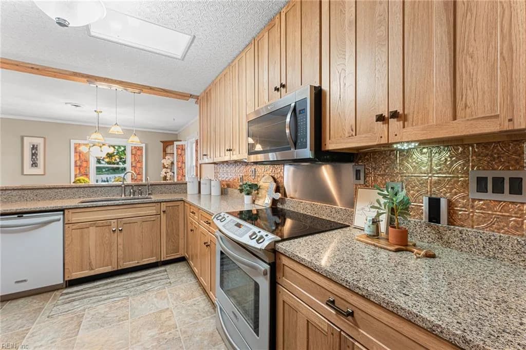 2079 Riverwalk LN, HAYES VA 23072 thumb 10