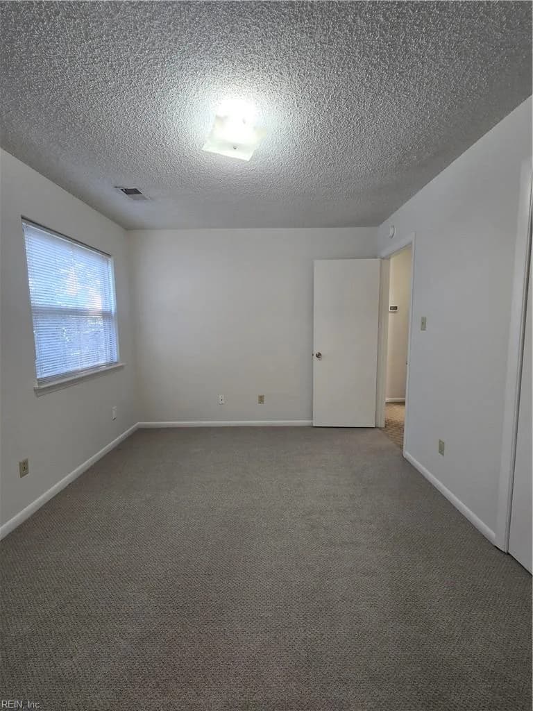 4237 Smokey Lake DR, VIRGINIABEACH VA 23462 thumb 8