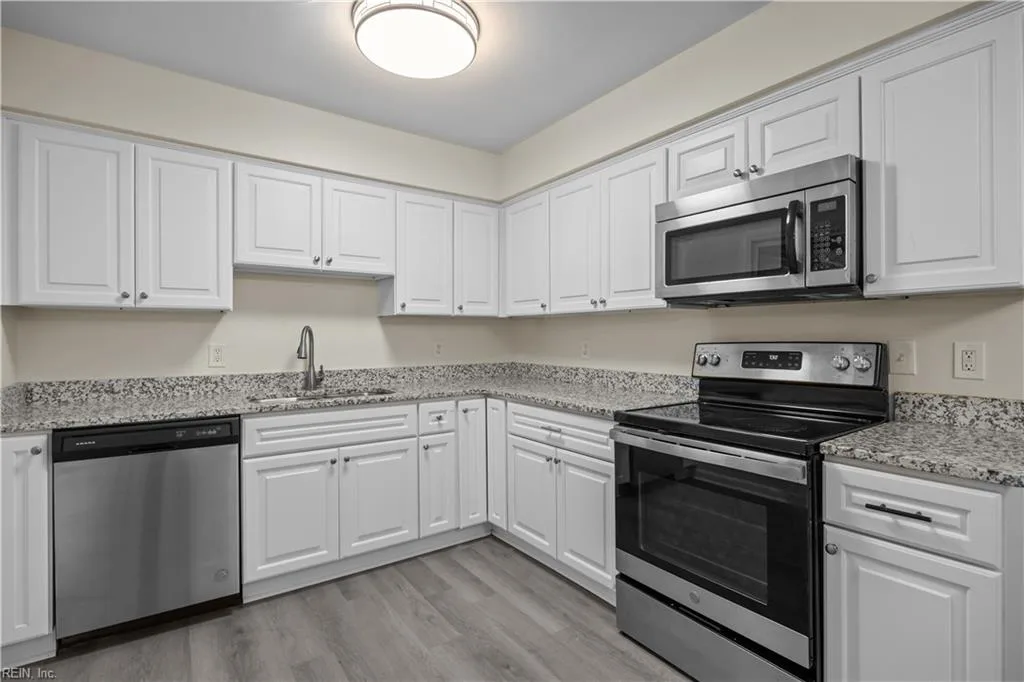 129 Saint Stephens DR, NEWPORTNEWS VA 23602 thumb 8