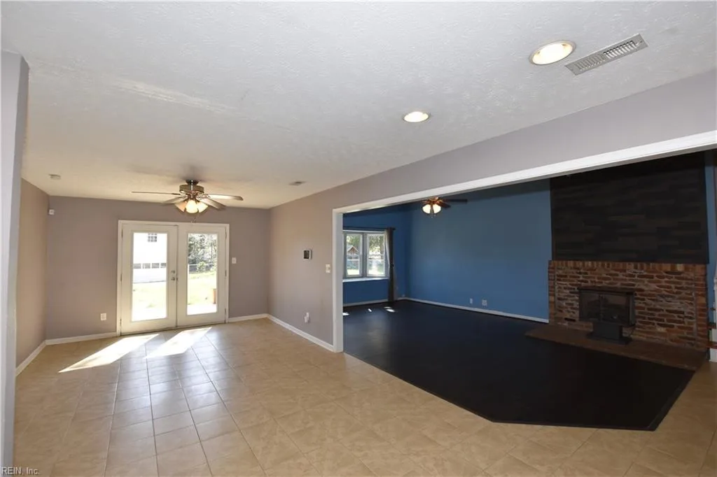 50 Banister DR, HAMPTON VA 23666 thumb 9