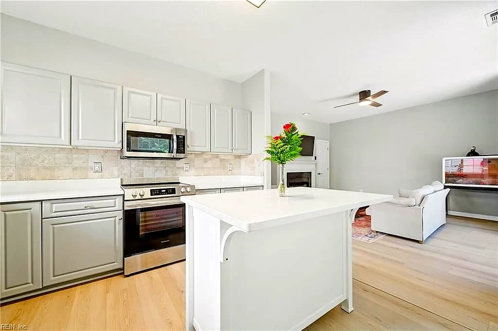 826 Greystone TRCE, NEWPORT NEWS VA 23602 thumb 8