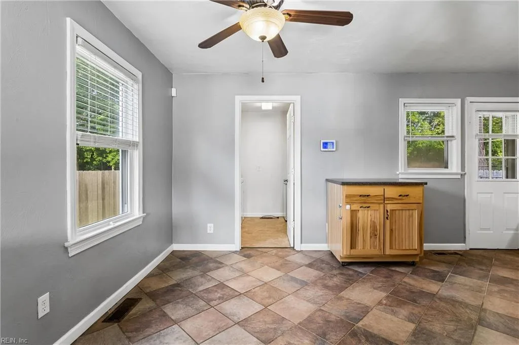 612 Sun CT, NEWPORT NEWS VA 23605 thumb 7