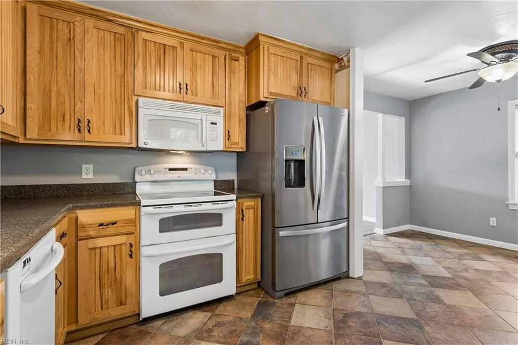 612 Sun CT, NEWPORT NEWS VA 23605 thumb 10