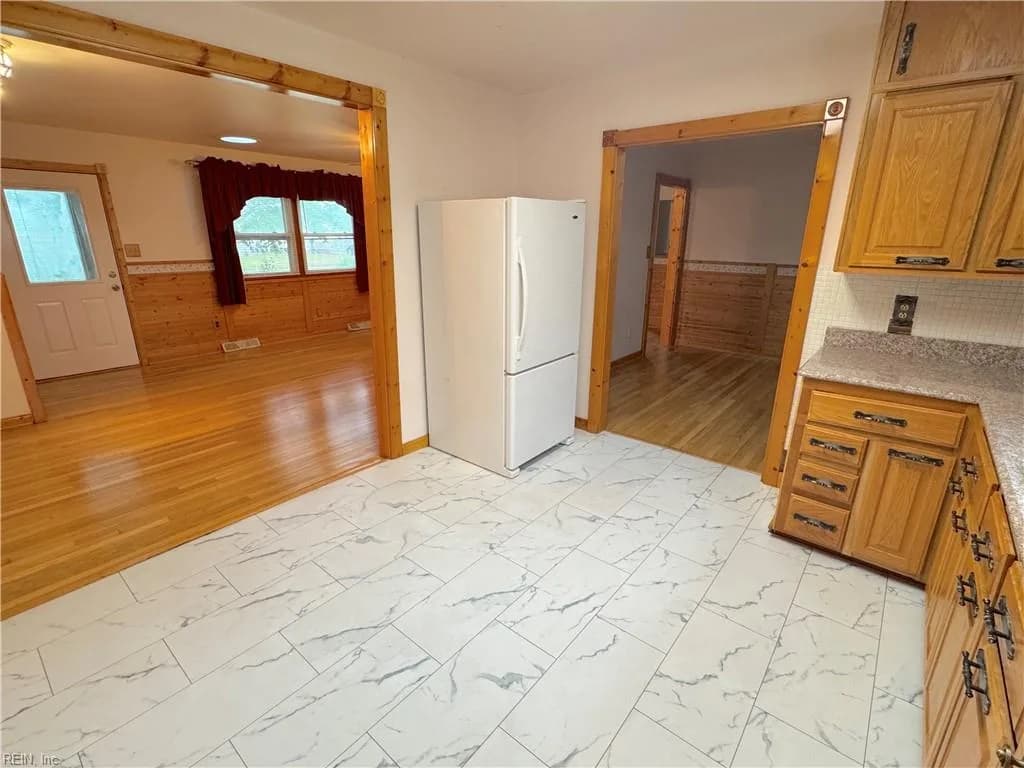 5007 Hazelwood RD, HAMPTON VA 23605 thumb 12