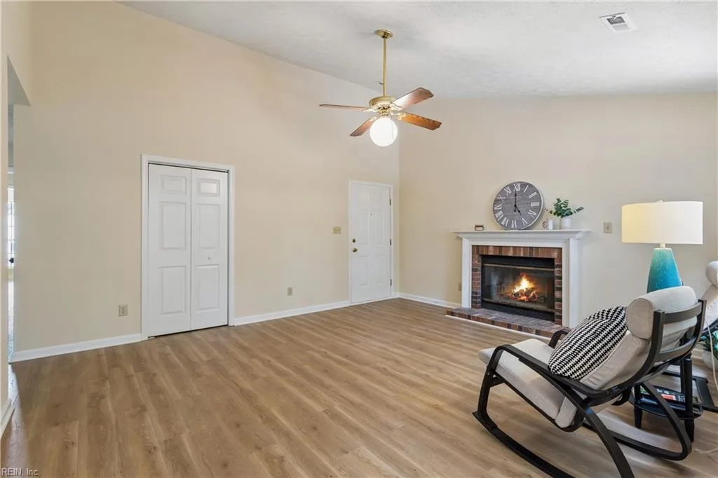 5314 Sloane SQ, WILLIAMSBURG VA 23188 thumb 10