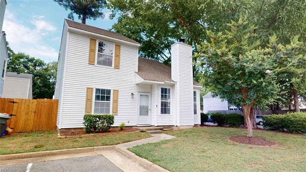 197 Gate House RD, NEWPORTNEWS VA 23609 - Main photo